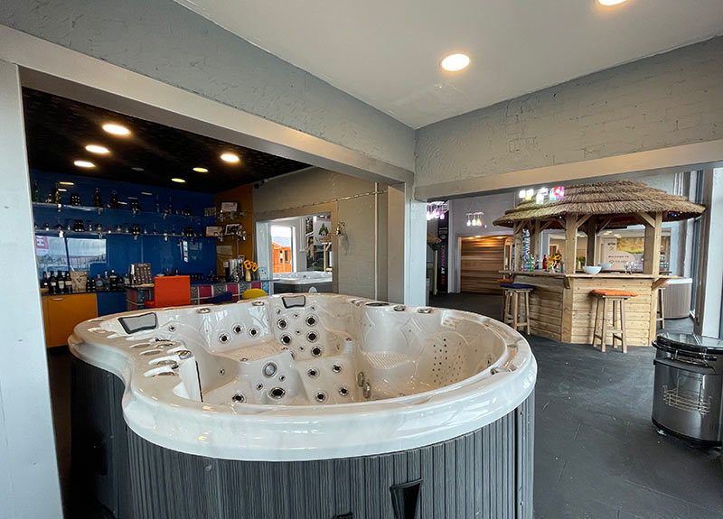 Hot Tub Showroom Near Hertfordshire