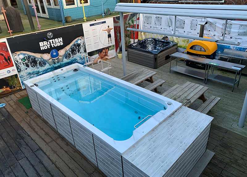 Hot Tub Showroom Near Hertfordshire